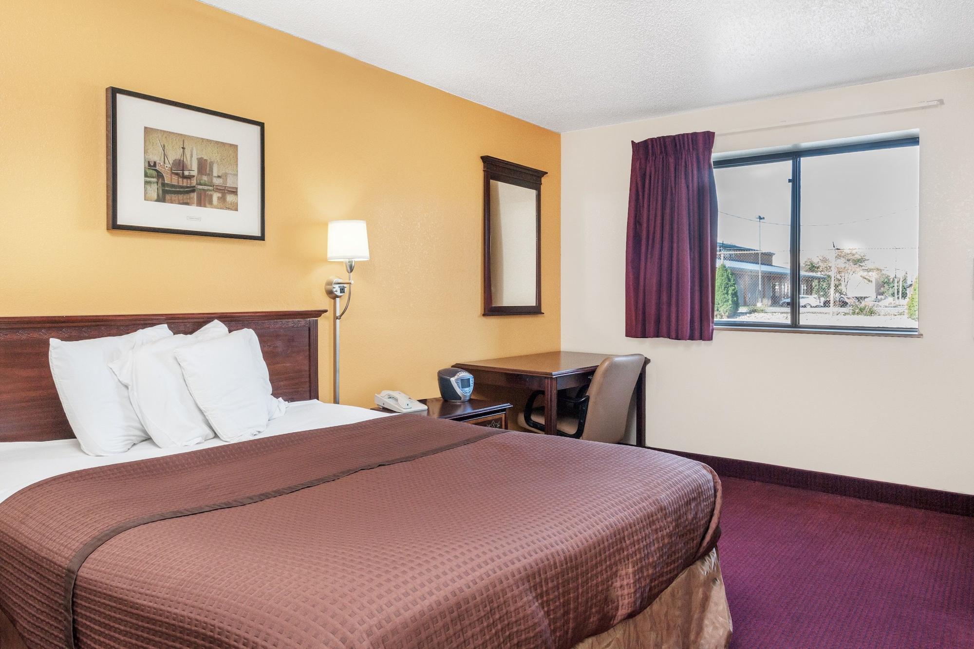 Magnuson Hotel Fort Wayne North - Coliseum Buitenkant foto