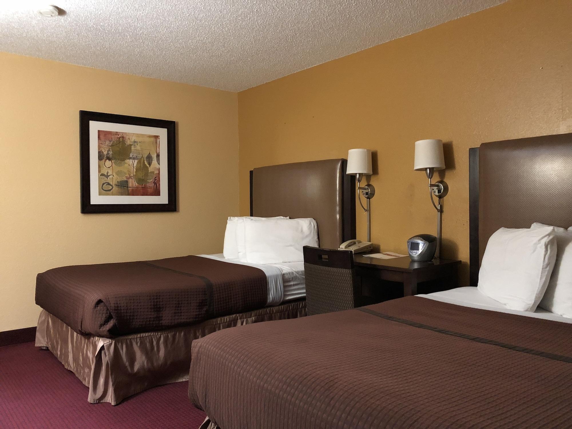 Magnuson Hotel Fort Wayne North - Coliseum Buitenkant foto