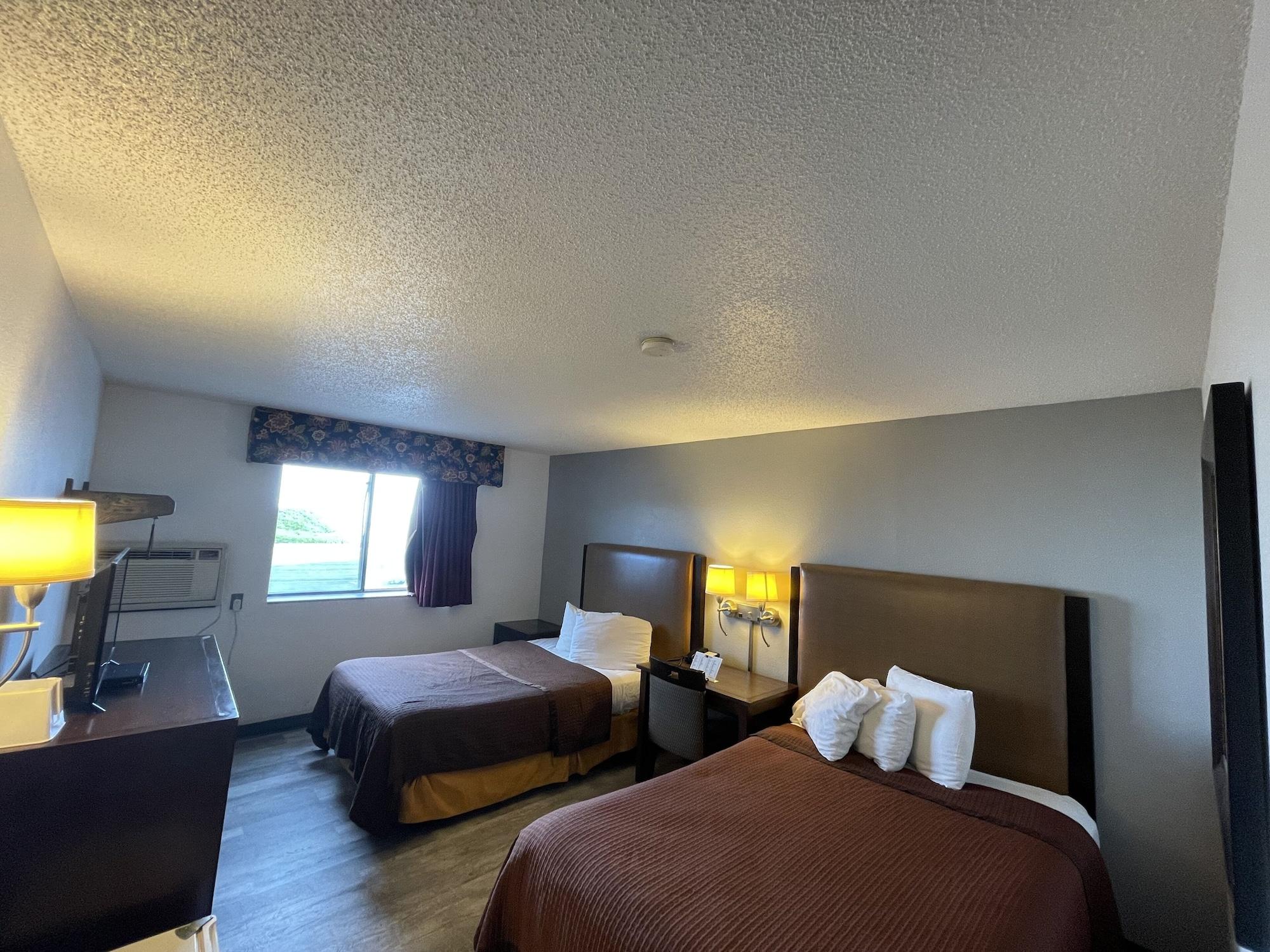 Magnuson Hotel Fort Wayne North - Coliseum Buitenkant foto