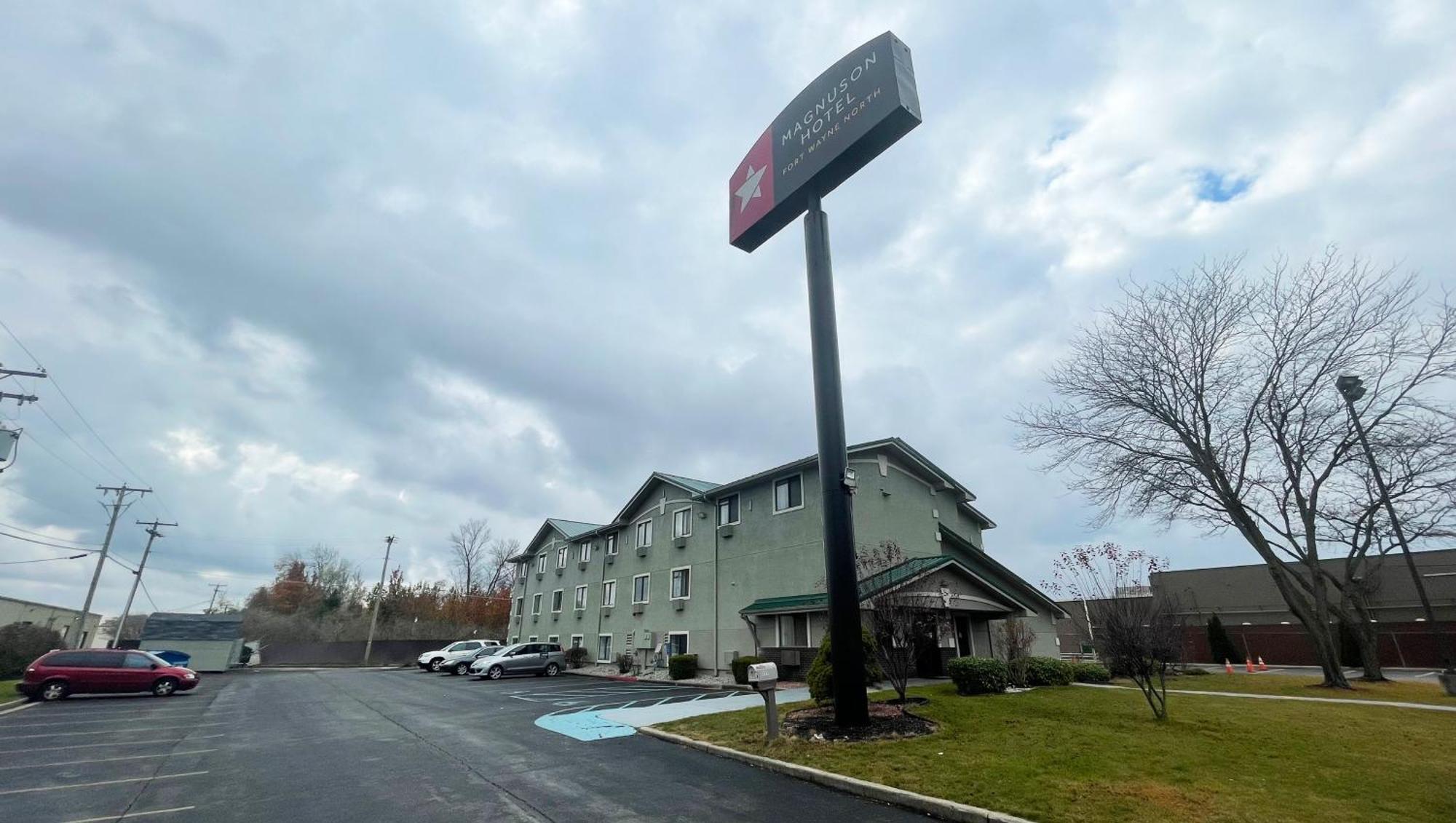 Magnuson Hotel Fort Wayne North - Coliseum Buitenkant foto