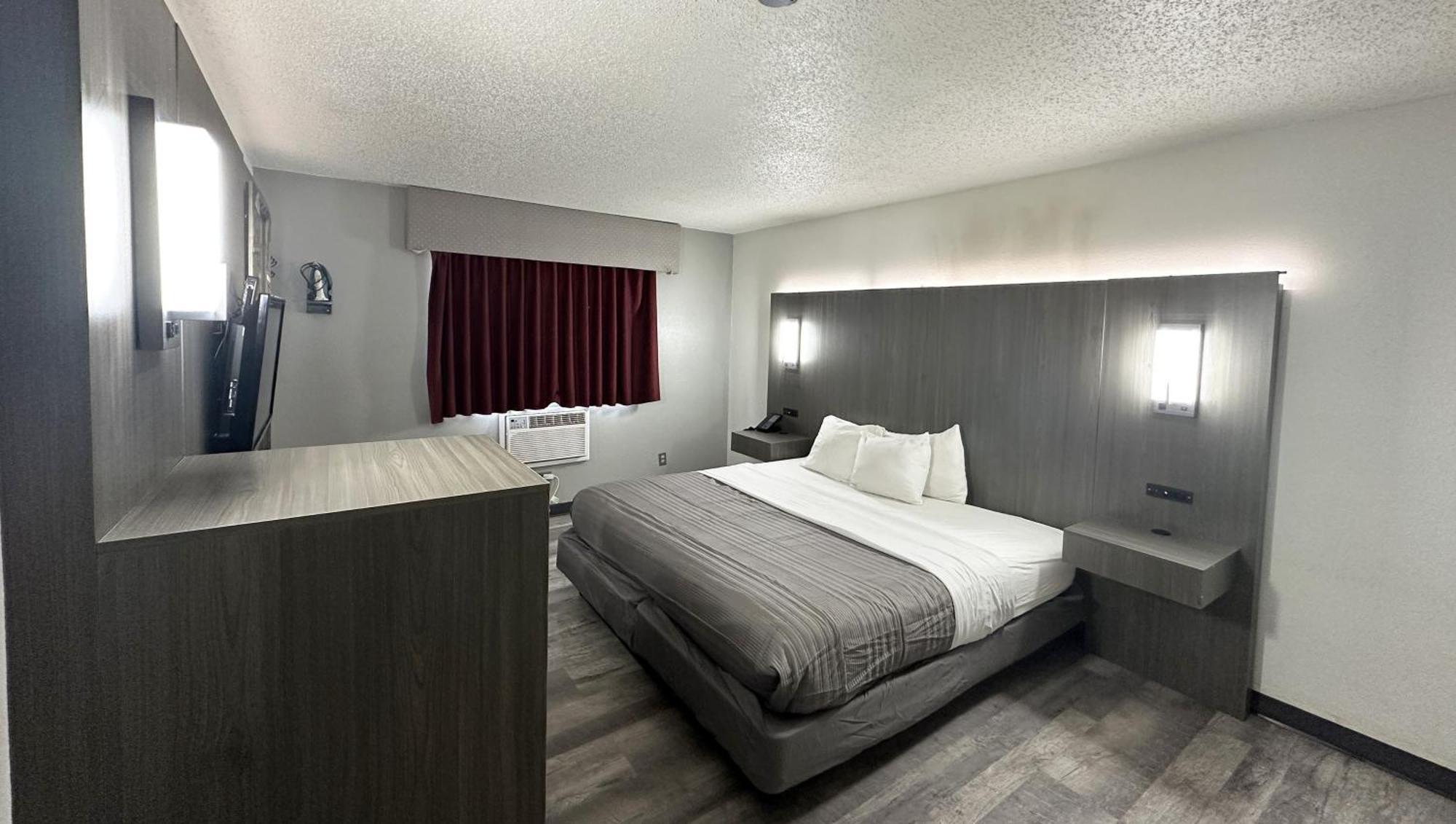Magnuson Hotel Fort Wayne North - Coliseum Buitenkant foto